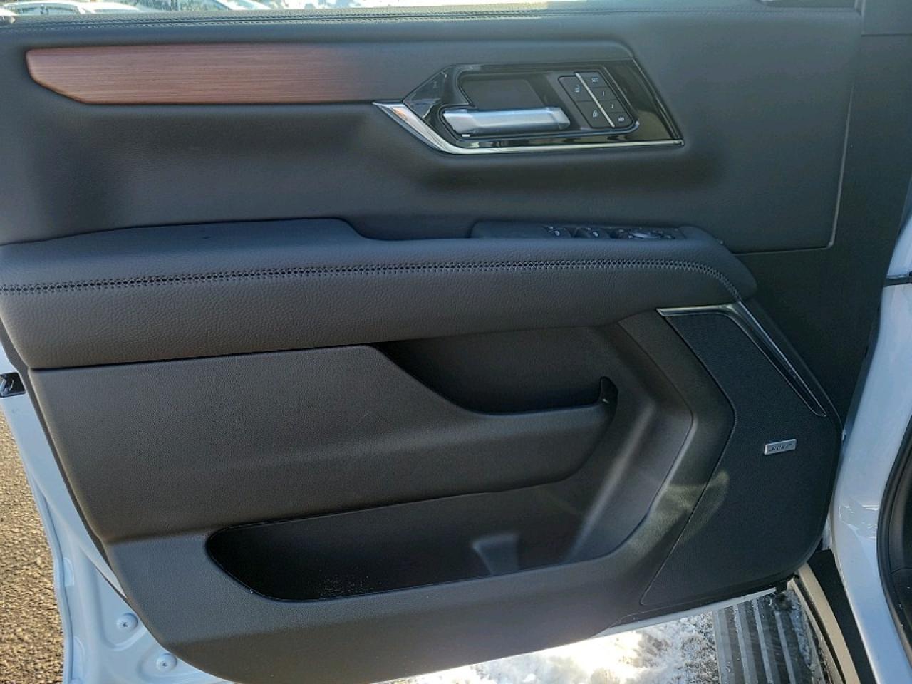 2026 GMC Yukon XL Denali 4dr 4x4 Photo