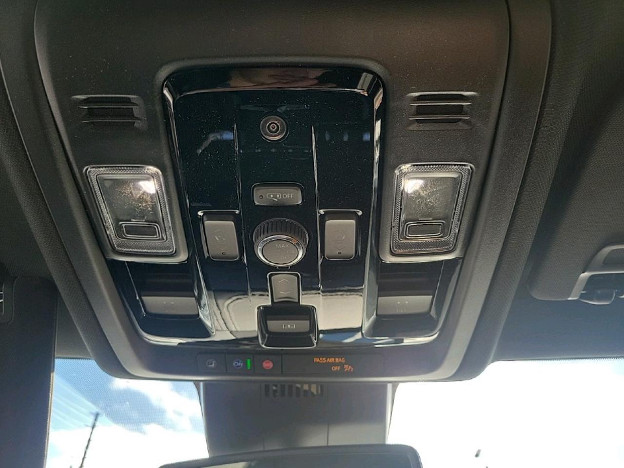 2026 GMC Yukon XL Denali 4dr 4x4 Photo