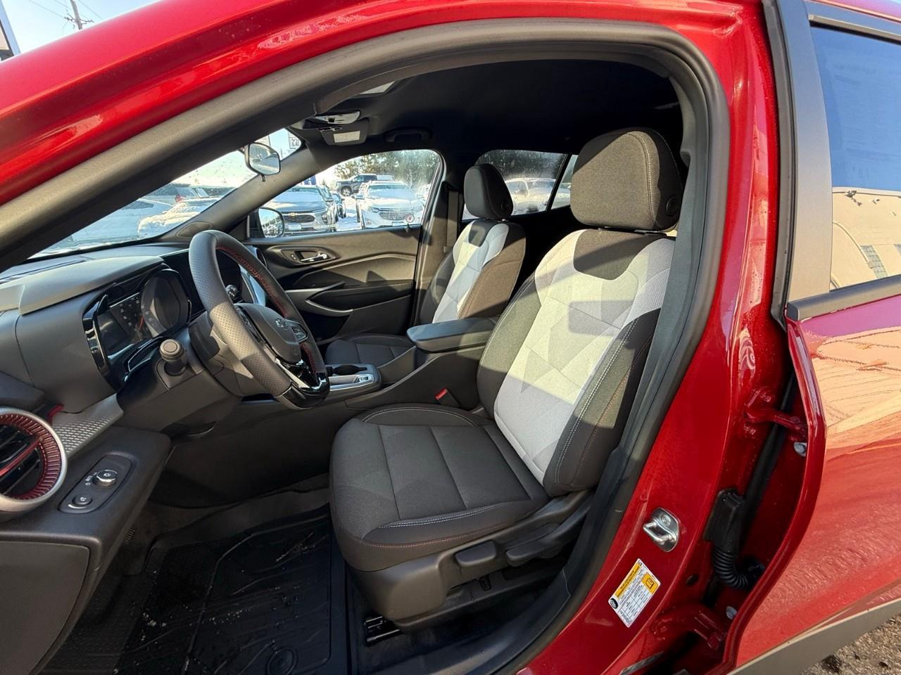 2026 Chevrolet Trax 1RS 4dr Front-Wheel Drive Photo