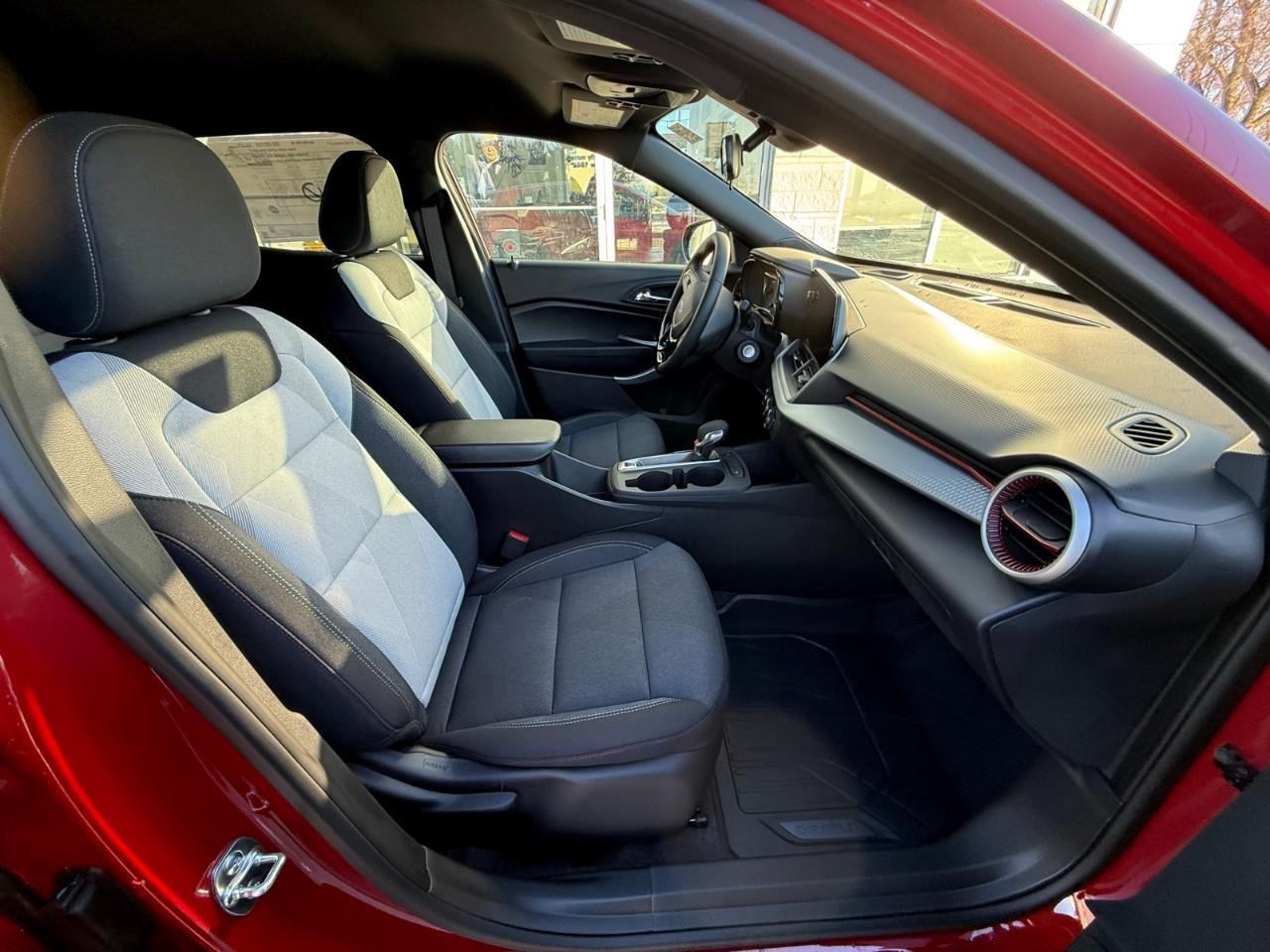 2026 Chevrolet Trax 1RS 4dr Front-Wheel Drive Photo