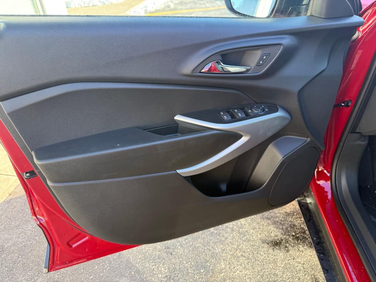 2026 Chevrolet Trax 1RS 4dr Front-Wheel Drive Photo