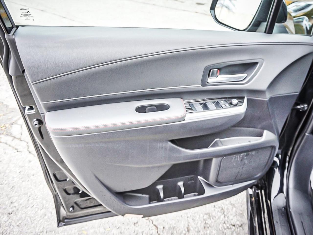 2025 Toyota Sienna  Photo