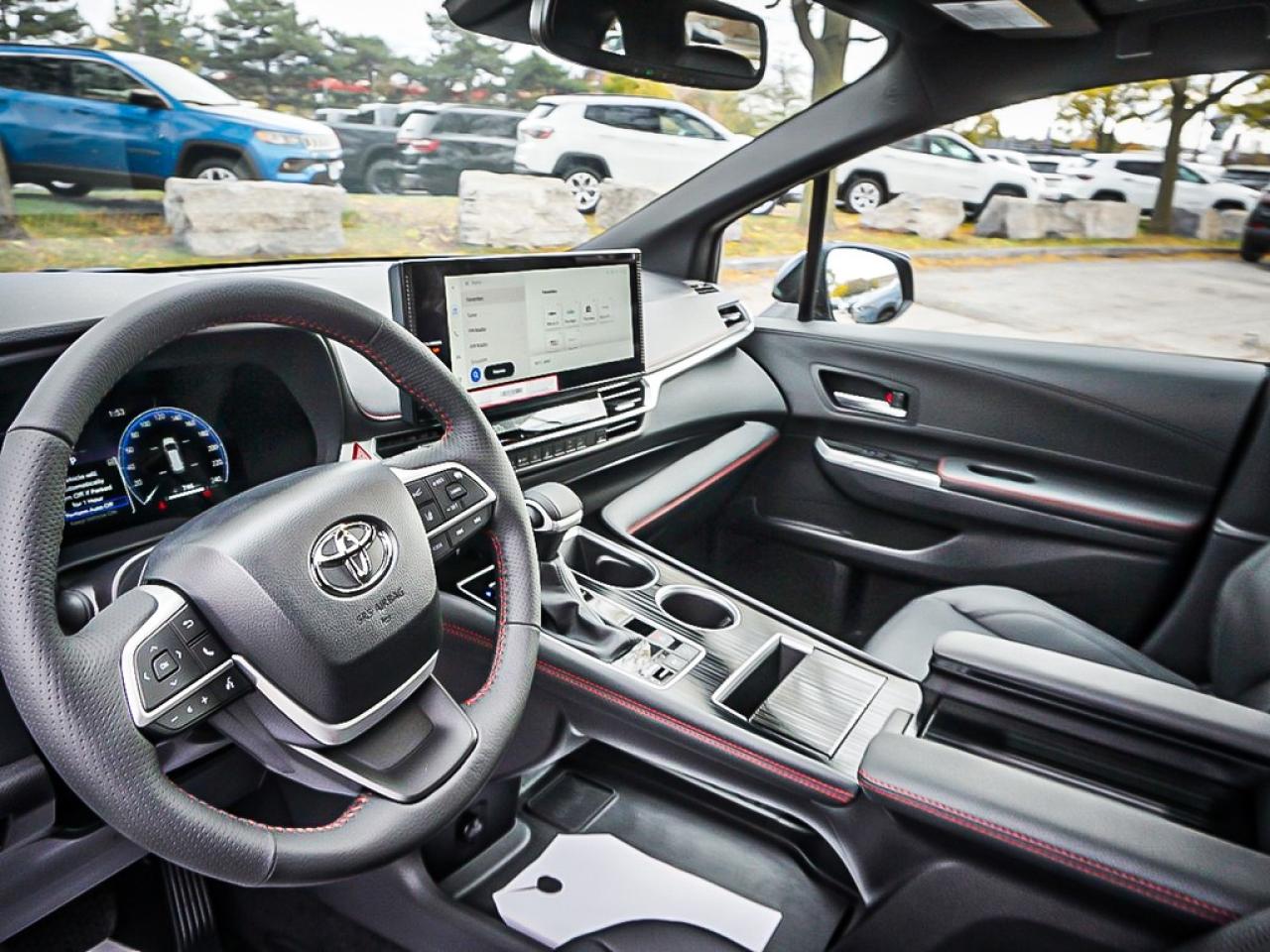 2025 Toyota Sienna  Photo