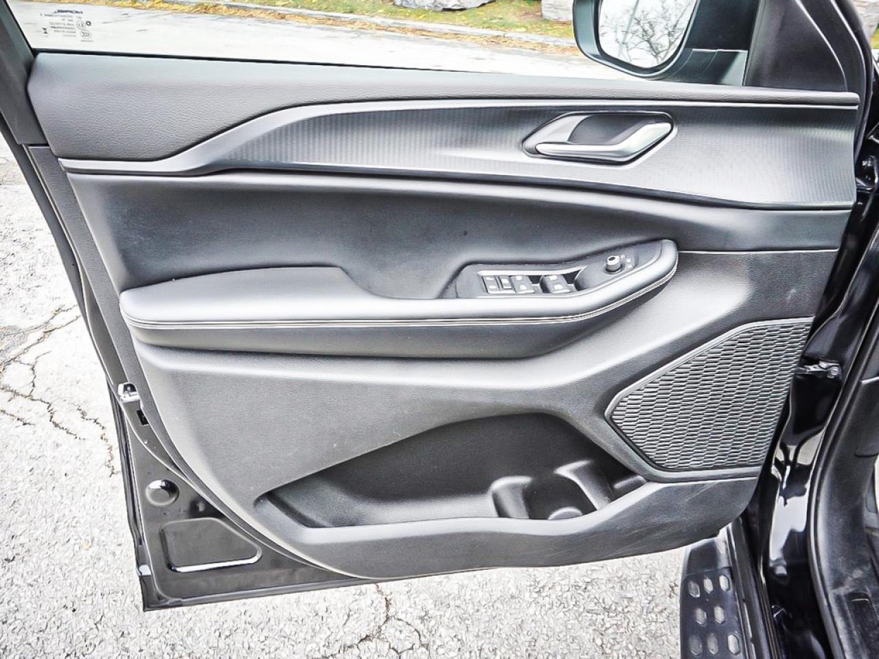 2023 Jeep Grand Cherokee  Photo