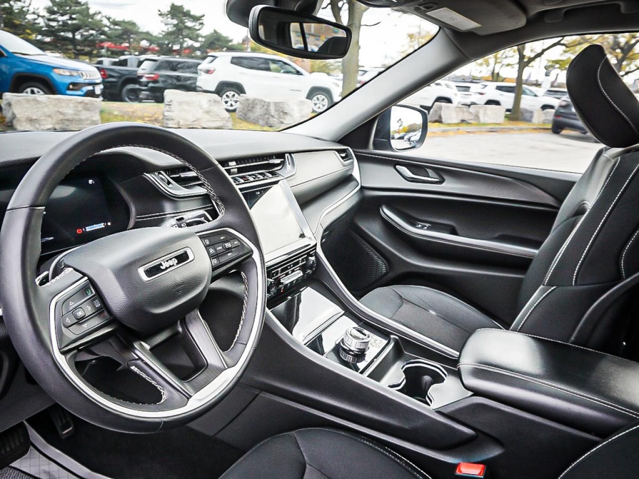 2023 Jeep Grand Cherokee  Photo