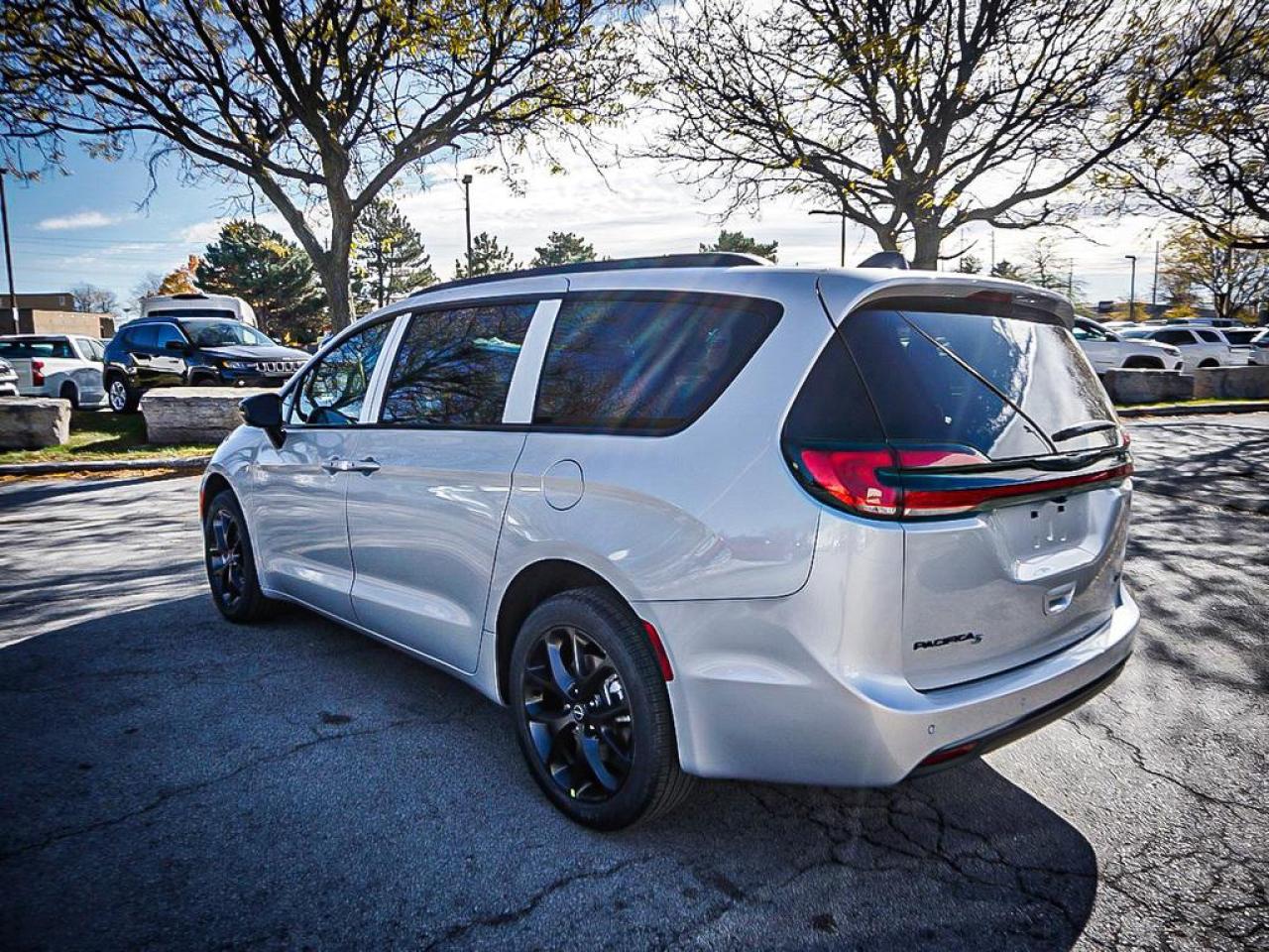 2026 Chrysler Pacifica  Photo