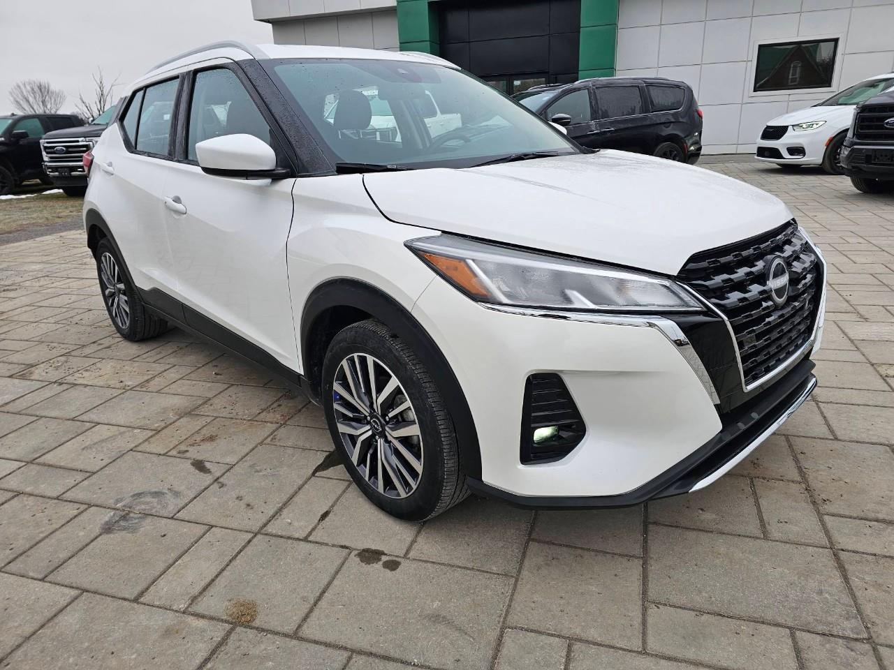 2024 Nissan Kicks SV 4dr Front-Wheel Drive Photo2