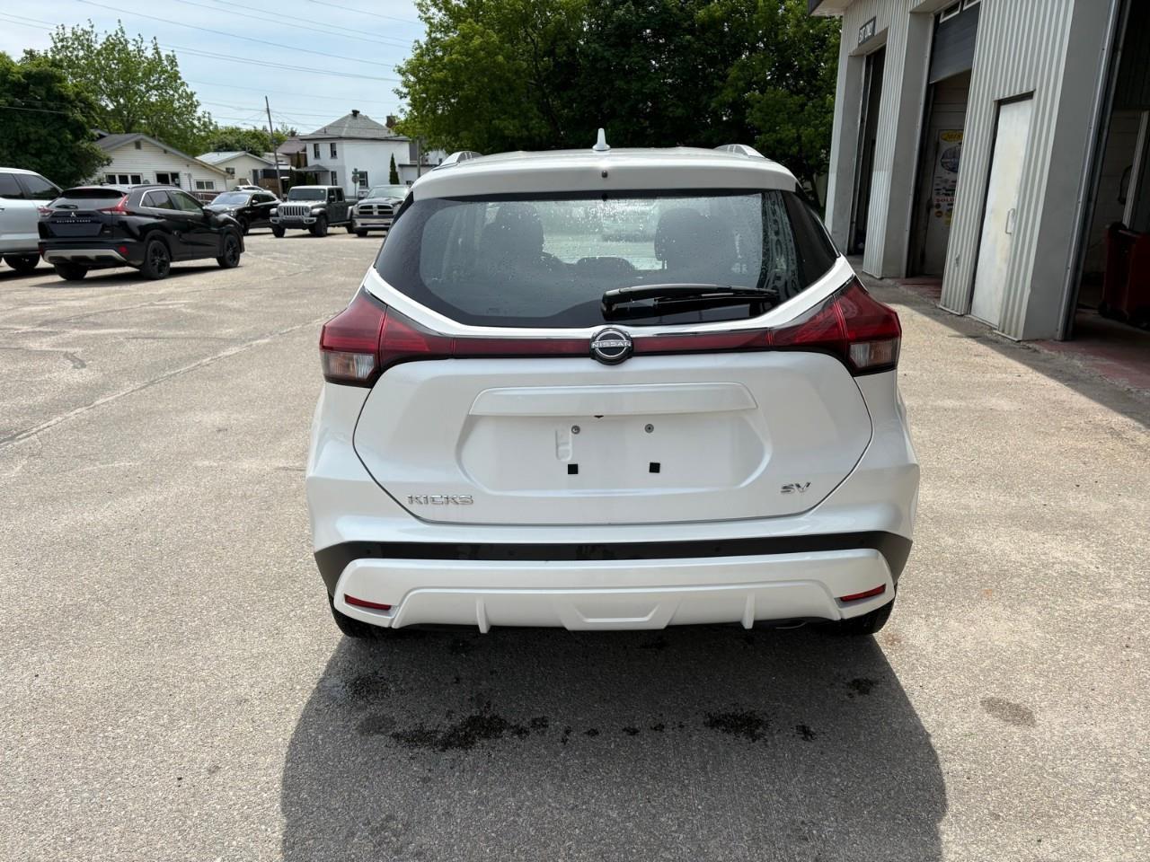 2024 Nissan Kicks SV 4dr Front-Wheel Drive Photo