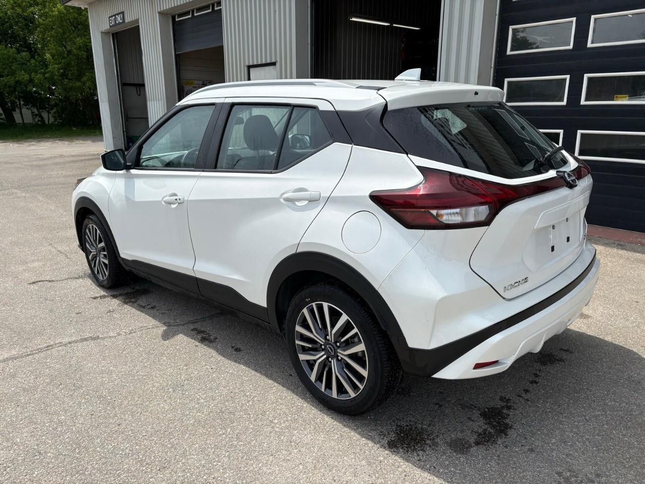 2024 Nissan Kicks SV 4dr Front-Wheel Drive Photo