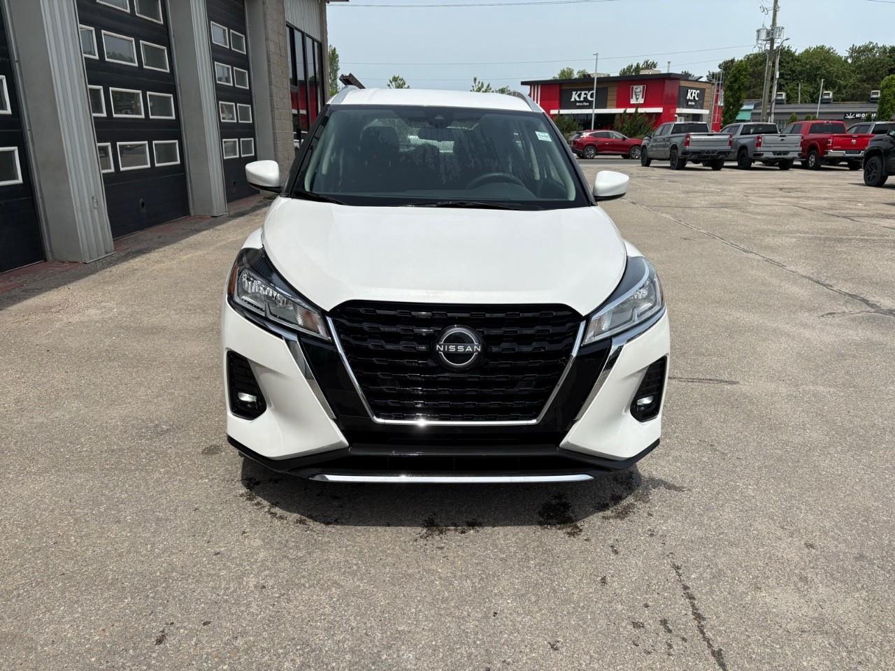 2024 Nissan Kicks SV 4dr Front-Wheel Drive Photo2