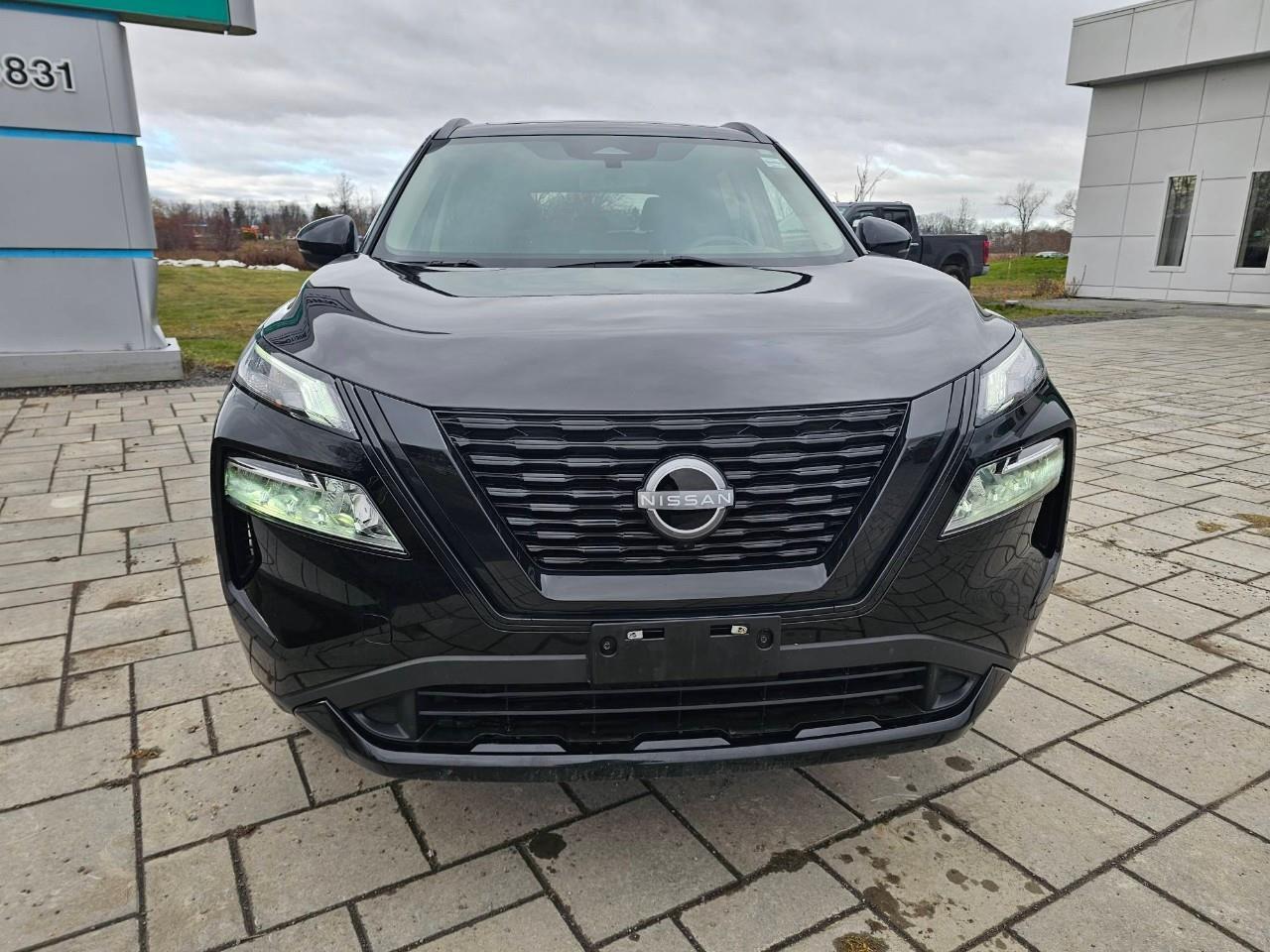 2023 Nissan Rogue SV Midnight Edition 4dr All-Wheel Drive Sport Utility Photo