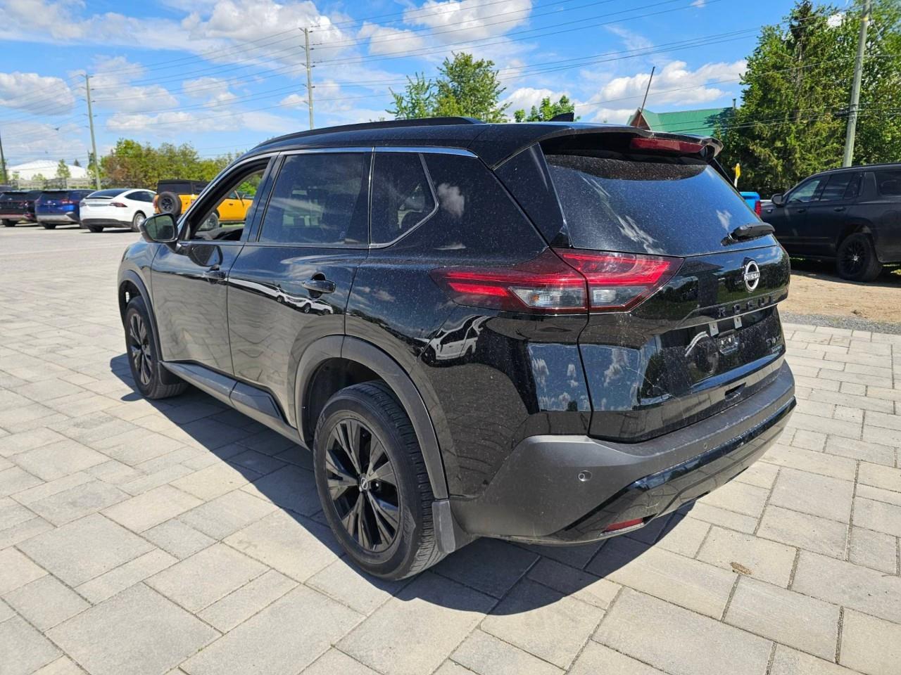 2023 Nissan Rogue SV Midnight Edition 4dr All-Wheel Drive Sport Utility Photo