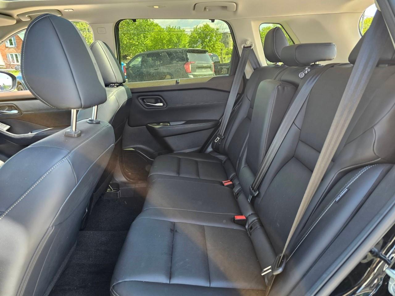 2023 Nissan Rogue SV Midnight Edition 4dr All-Wheel Drive Sport Utility Photo