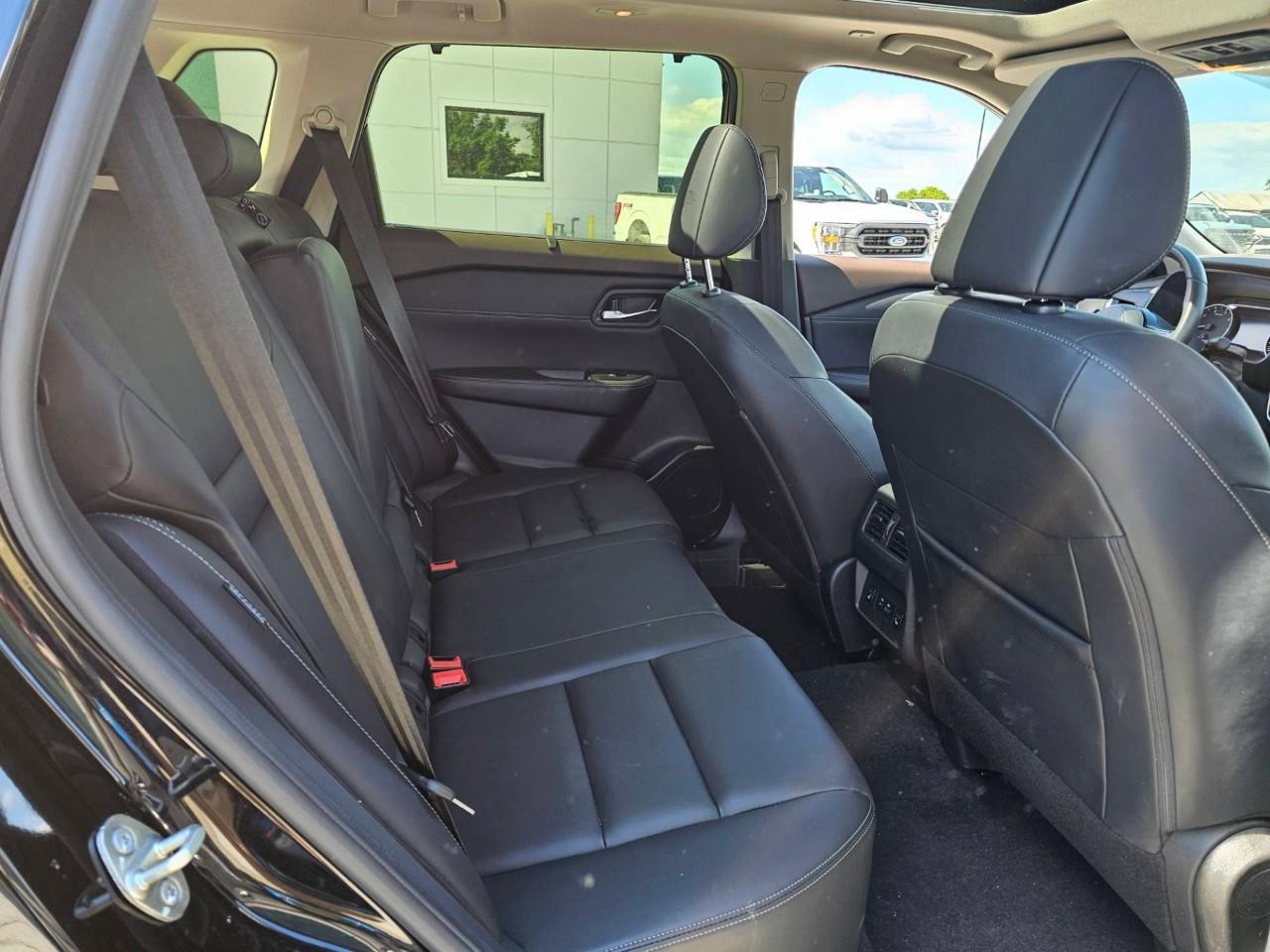 2023 Nissan Rogue SV Midnight Edition 4dr All-Wheel Drive Sport Utility Photo