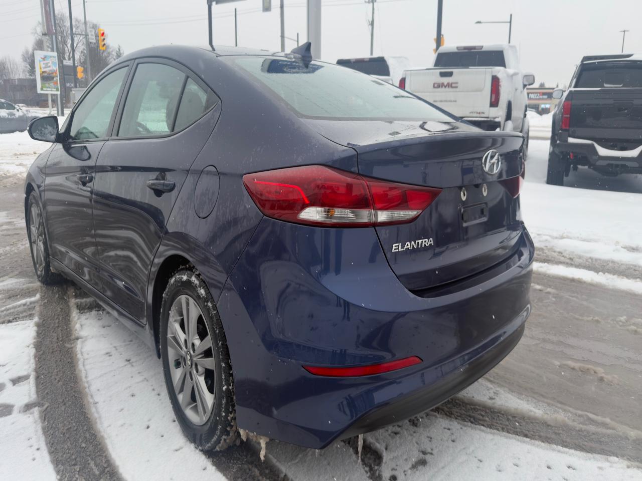 2017 Hyundai Elantra GLS (A6) 4dr Sedan Photo