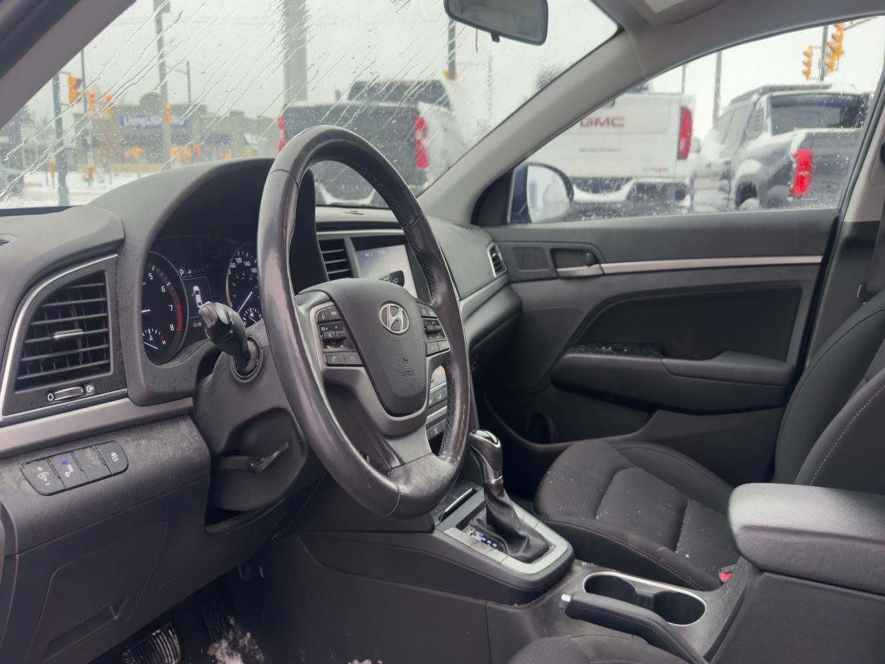 2017 Hyundai Elantra GLS (A6) 4dr Sedan Photo