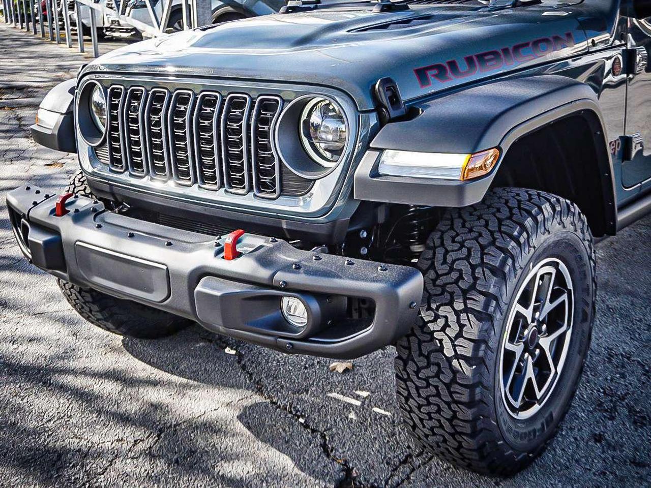 2026 Jeep Wrangler  Photo3