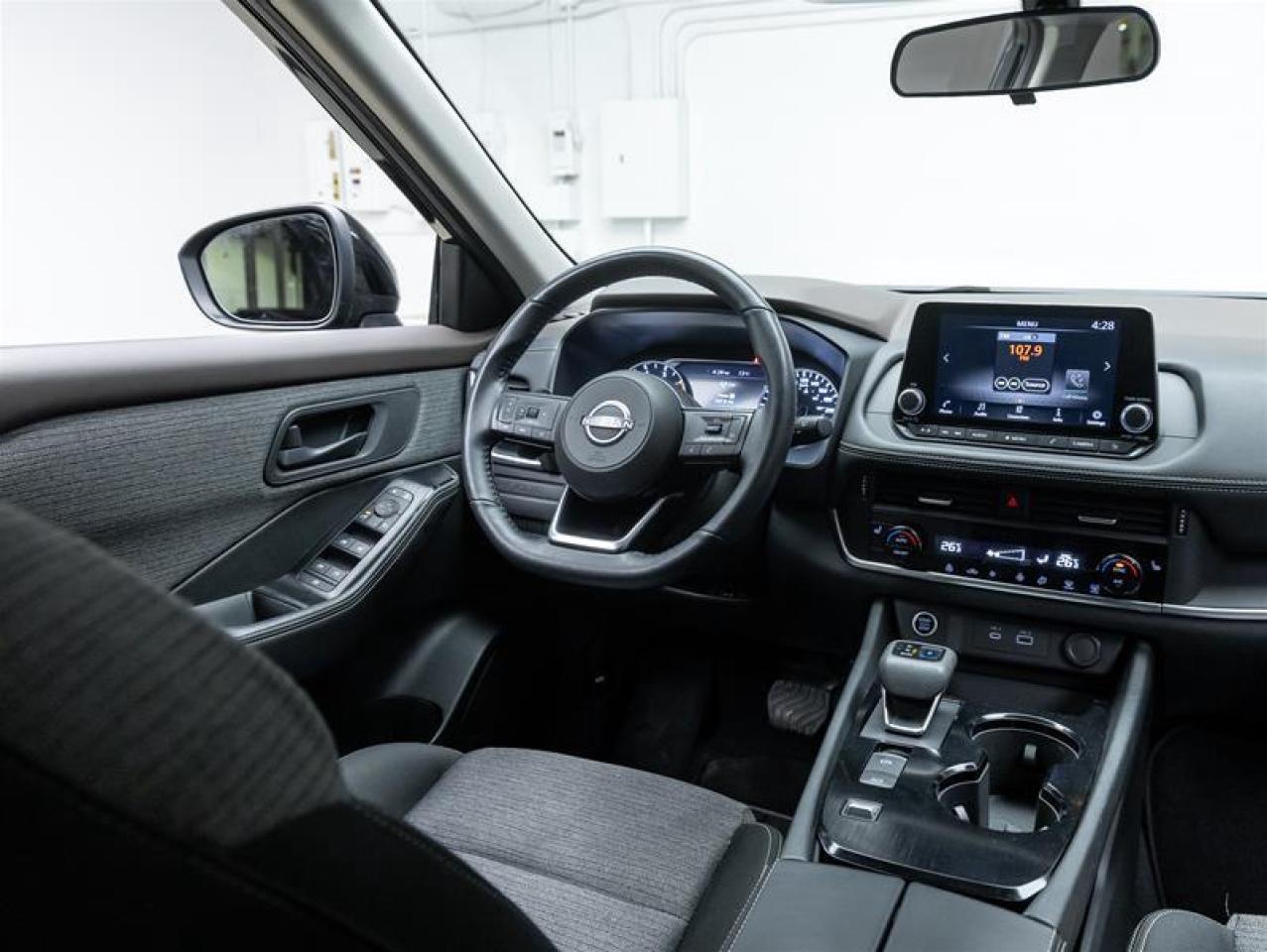 2022 Nissan Rogue  Photo