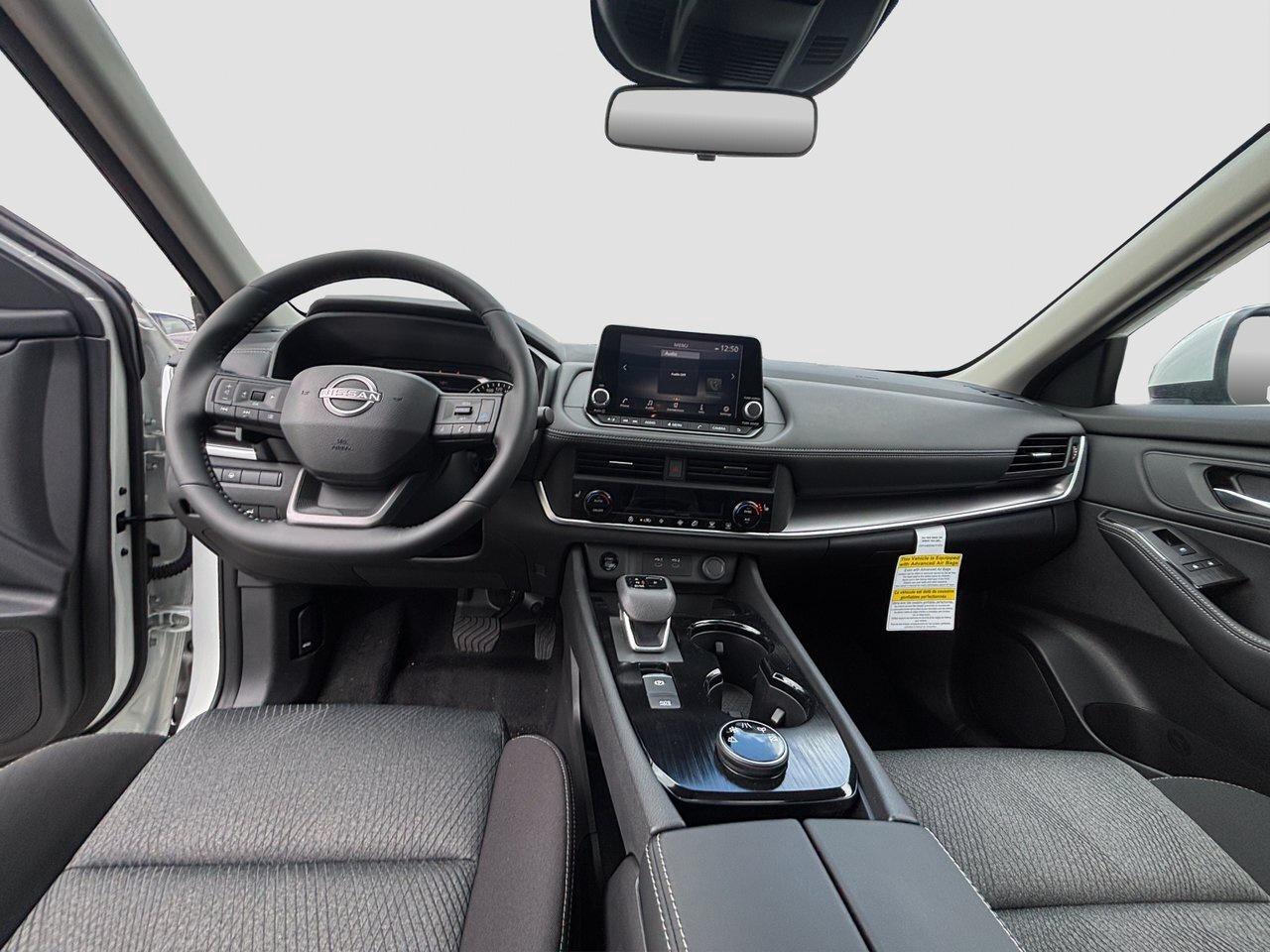 2025 Nissan Rogue SV Moonroof HEATED SEATS   HEATED STEERING   REMOT Photo