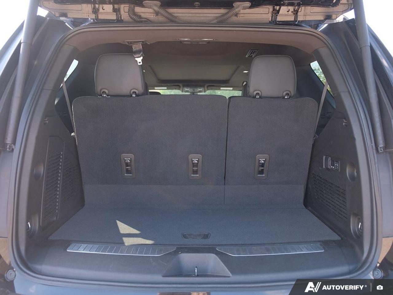 2021 GMC Yukon 4WD 4dr Denali Photo