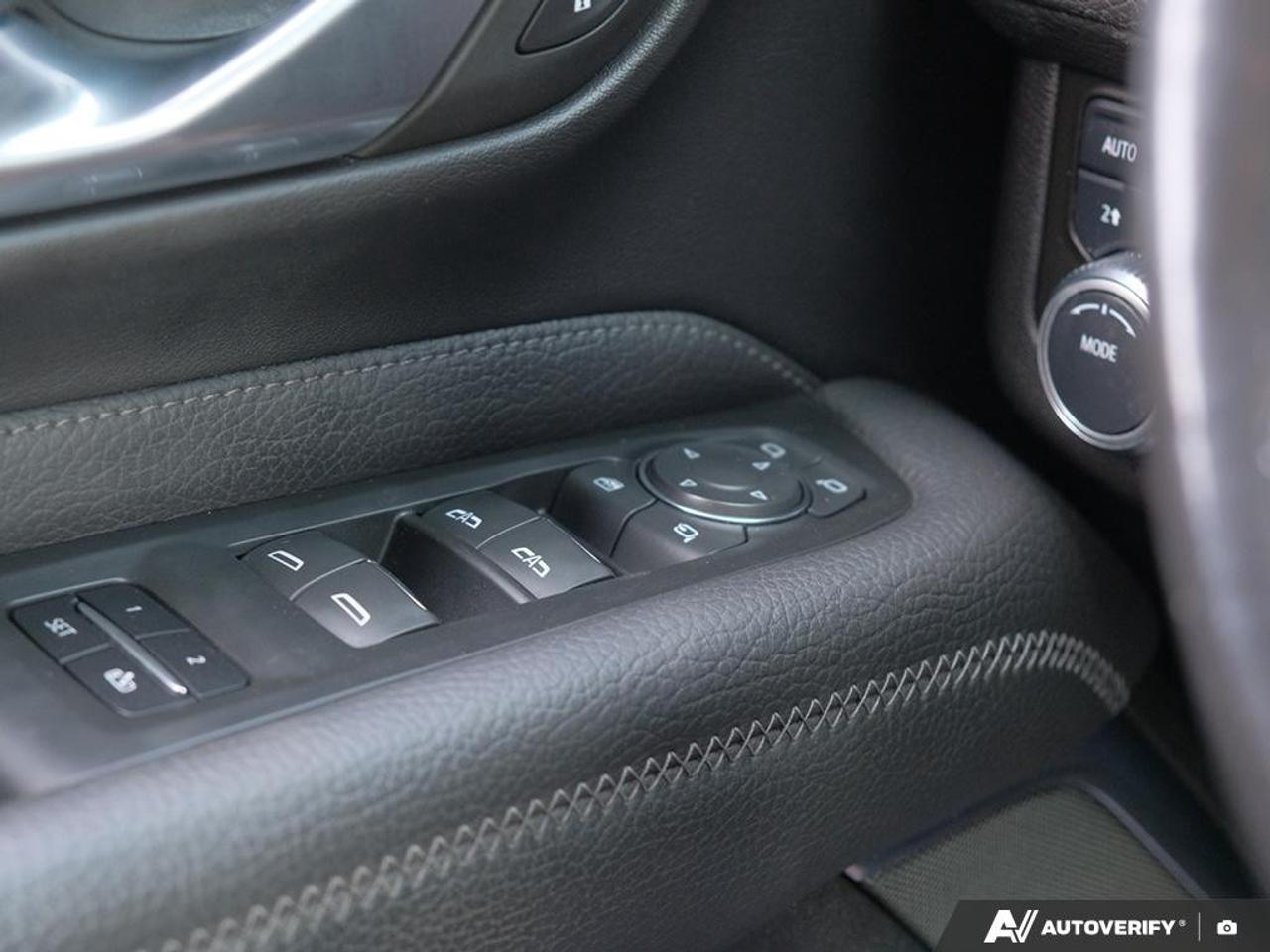 2021 GMC Yukon 4WD 4dr Denali Photo