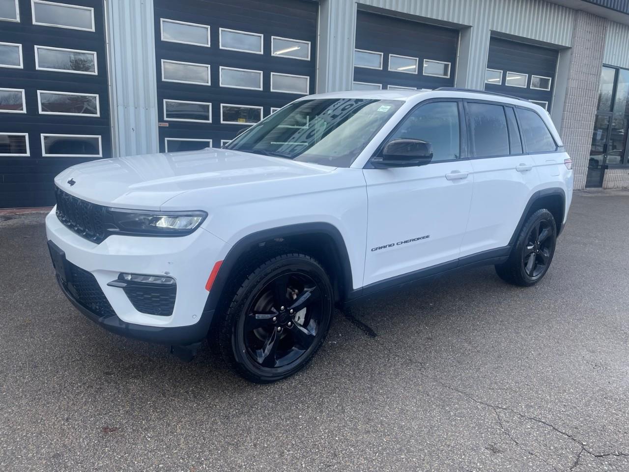 2023 Jeep Grand Cherokee Limited 4dr 4x4 Photo