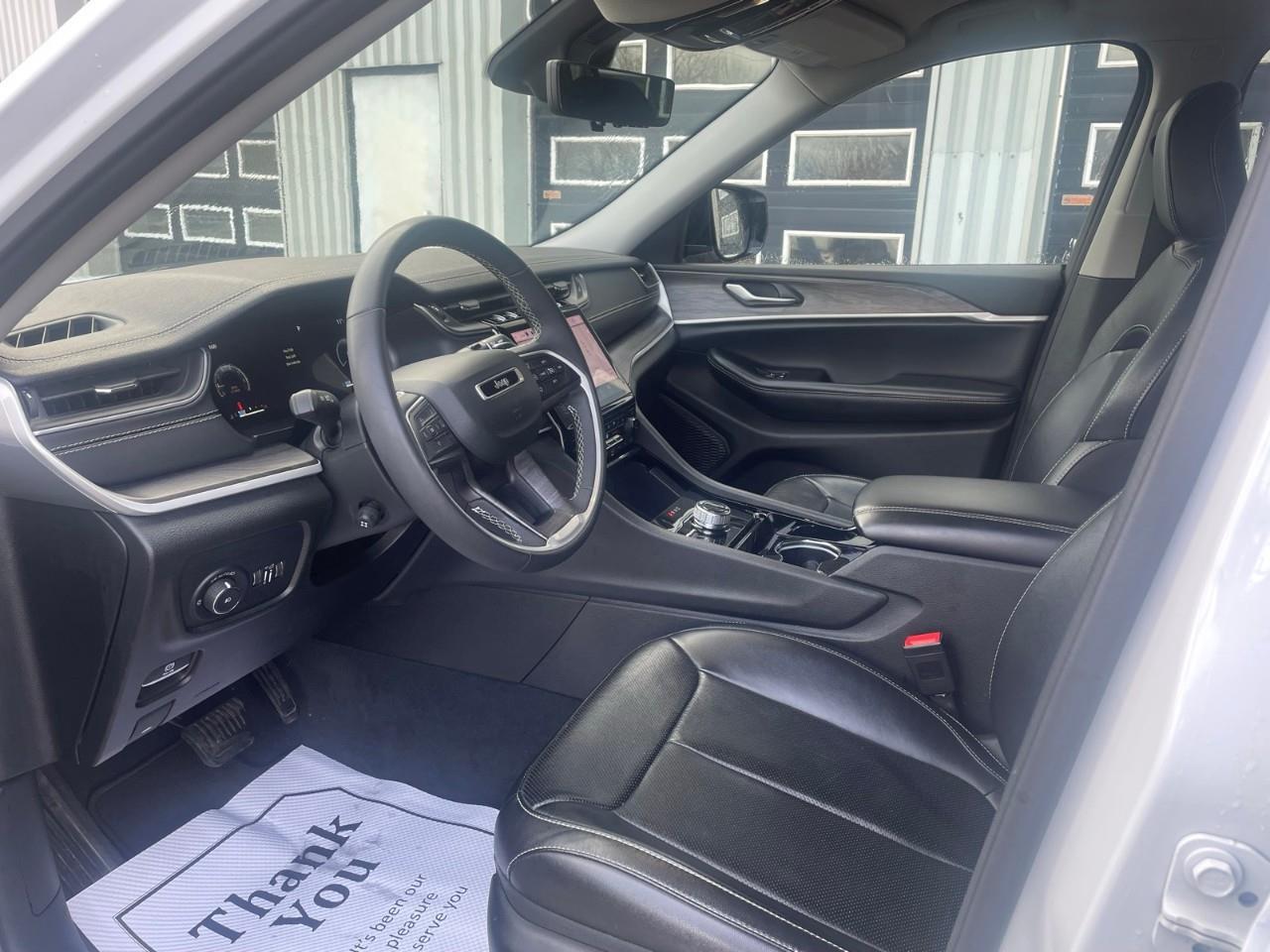 2023 Jeep Grand Cherokee Limited 4dr 4x4 Photo