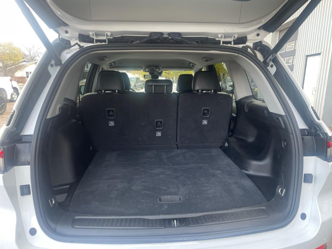 2023 Jeep Grand Cherokee Limited 4dr 4x4 Photo