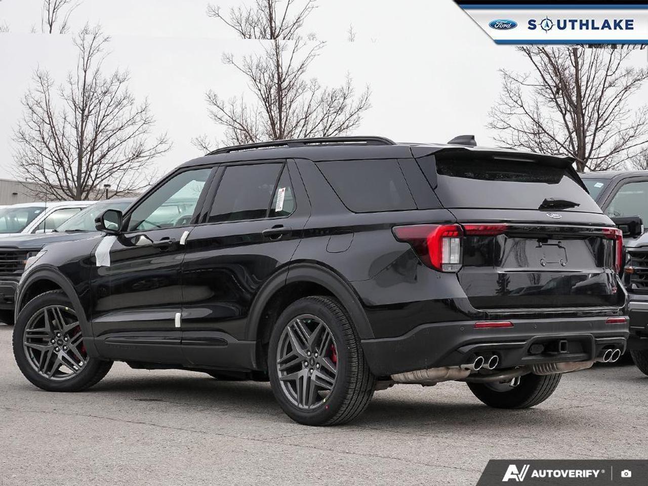 2026 Ford Explorer ST 4dr 4x4 Photo3