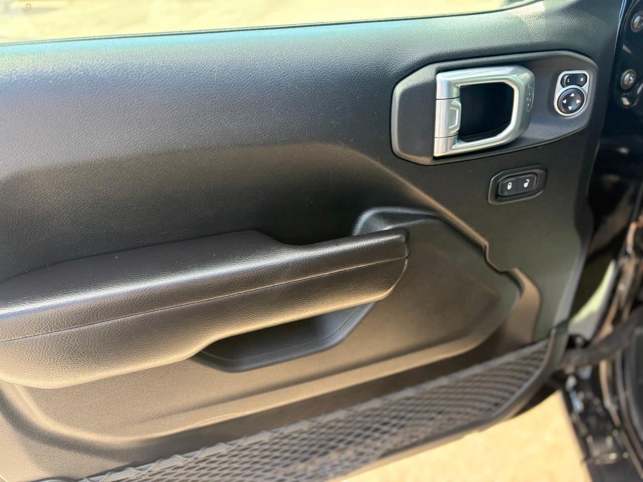 2021 Jeep Wrangler Sport 2dr 4x4 Photo