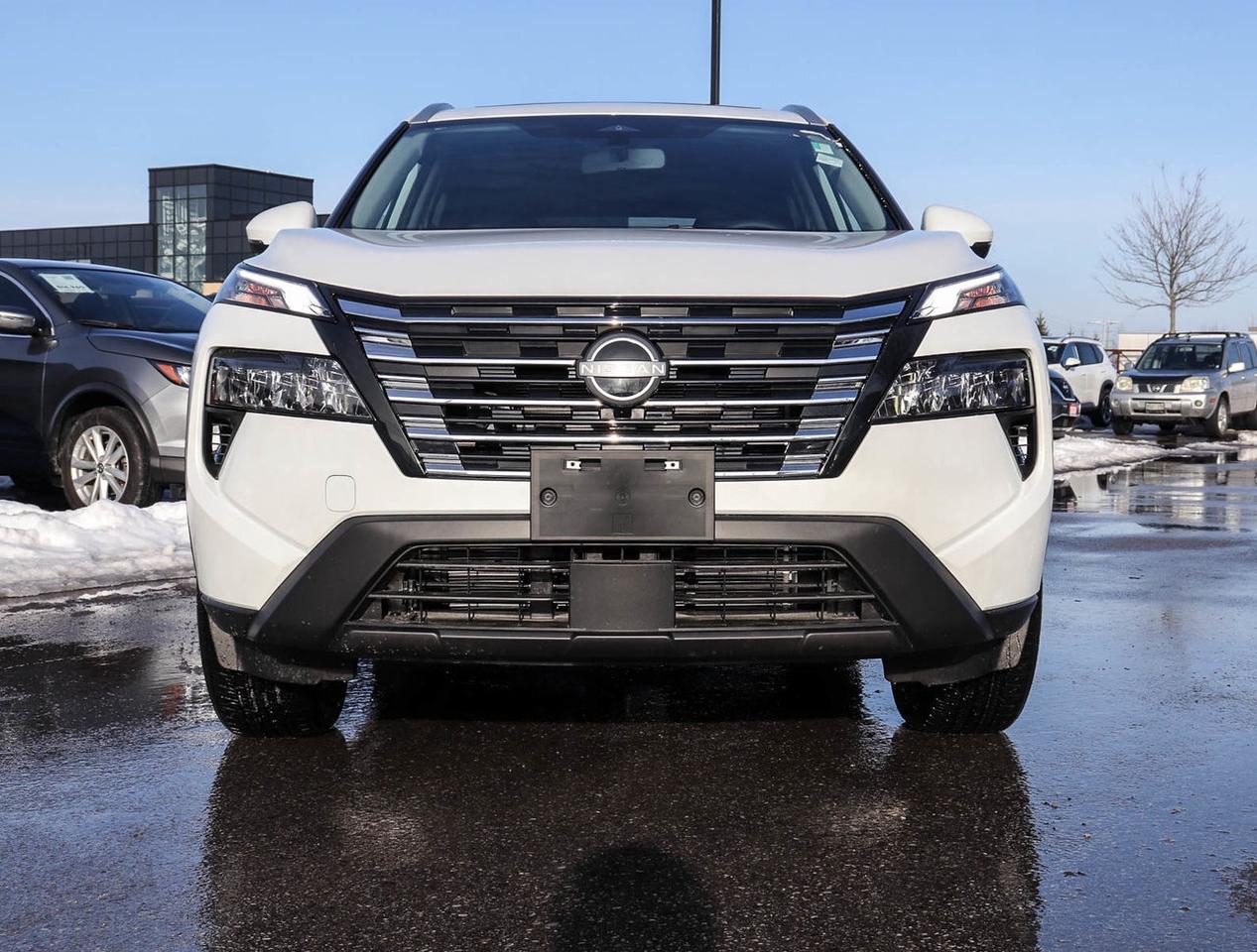 2025 Nissan Rogue SV Moonroof !!! CLEAROUT !!! LOW RATES PANO ROOF Photo