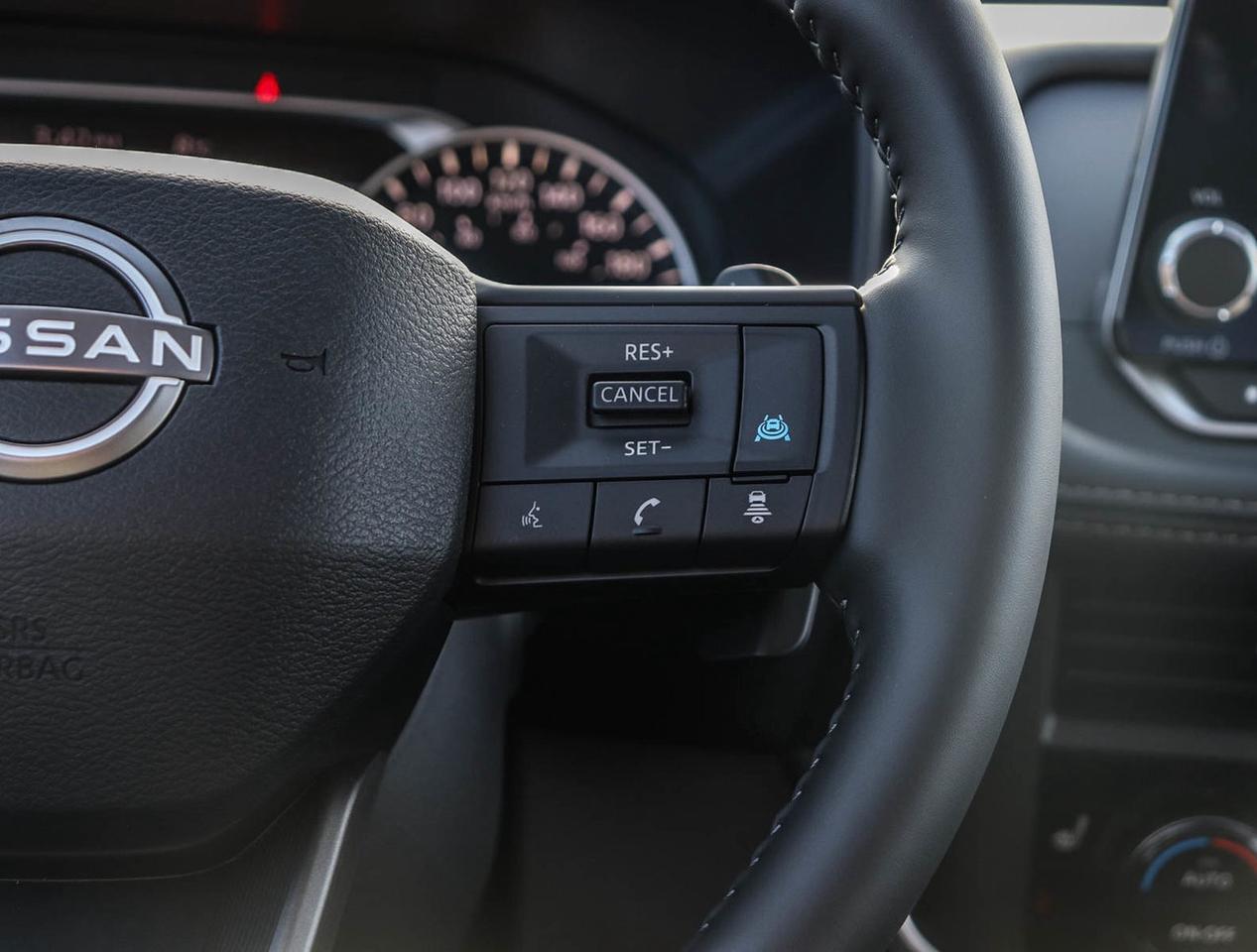2025 Nissan Rogue SV Moonroof !!! CLEAROUT !!! LOW RATES PANO ROOF Photo