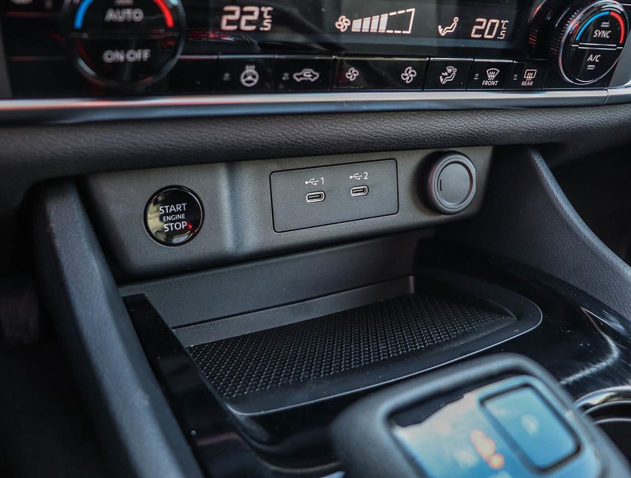 2025 Nissan Rogue SV Moonroof !!! CLEAROUT !!! LOW RATES PANO ROOF Photo