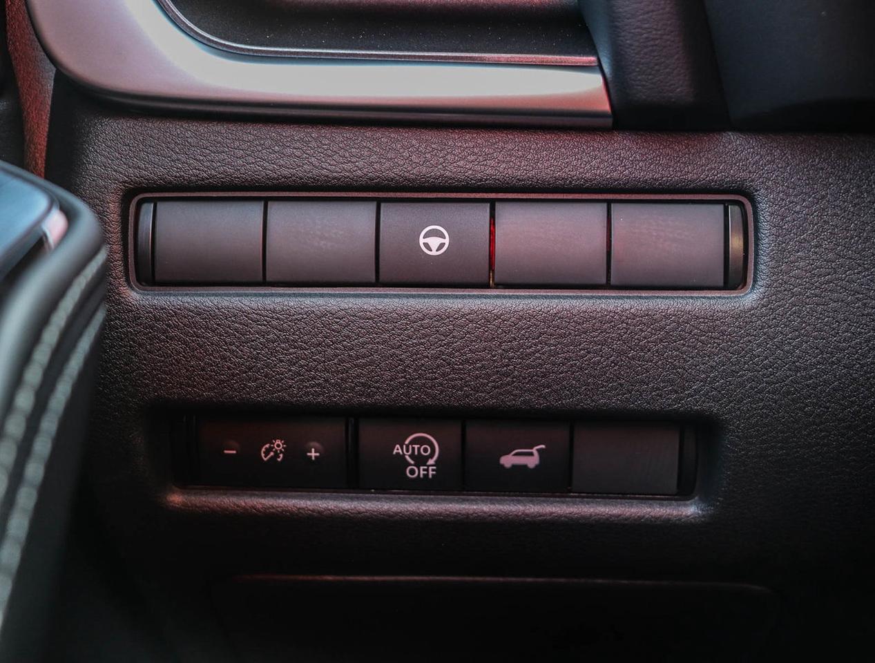 2025 Nissan Rogue SV Moonroof !!! CLEAROUT !!! LOW RATES PANO ROOF Photo