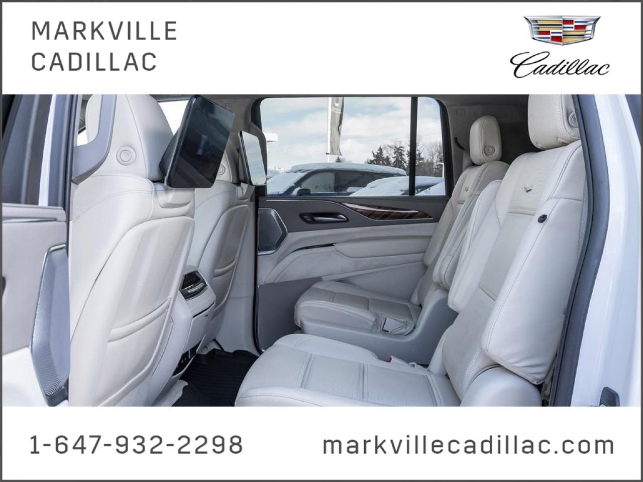 2023 Cadillac Escalade ESV Sport Platinum 4x4 Photo