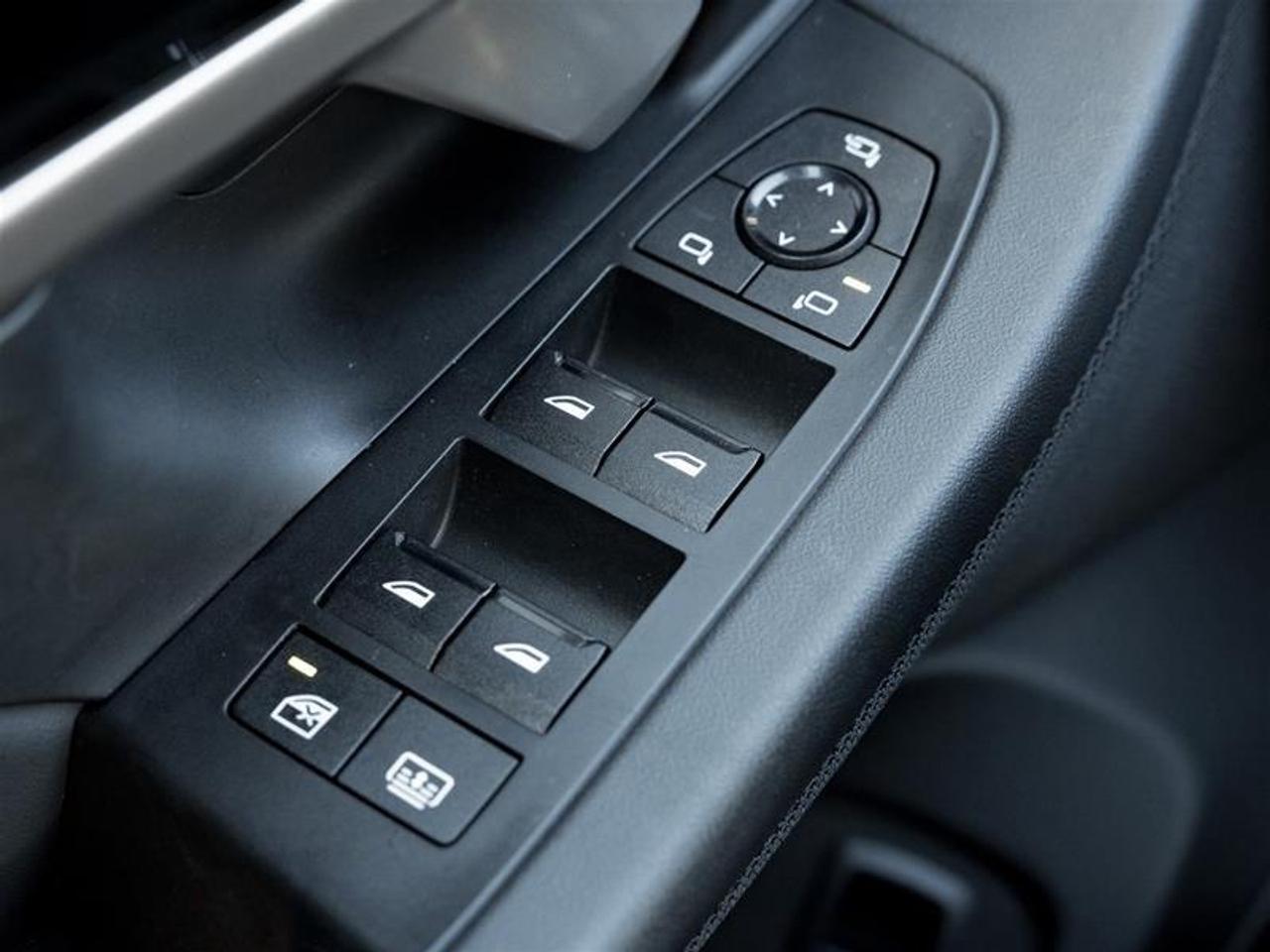 2025 BMW 530 i xDrive 4dr All-Wheel Drive Sedan Photo