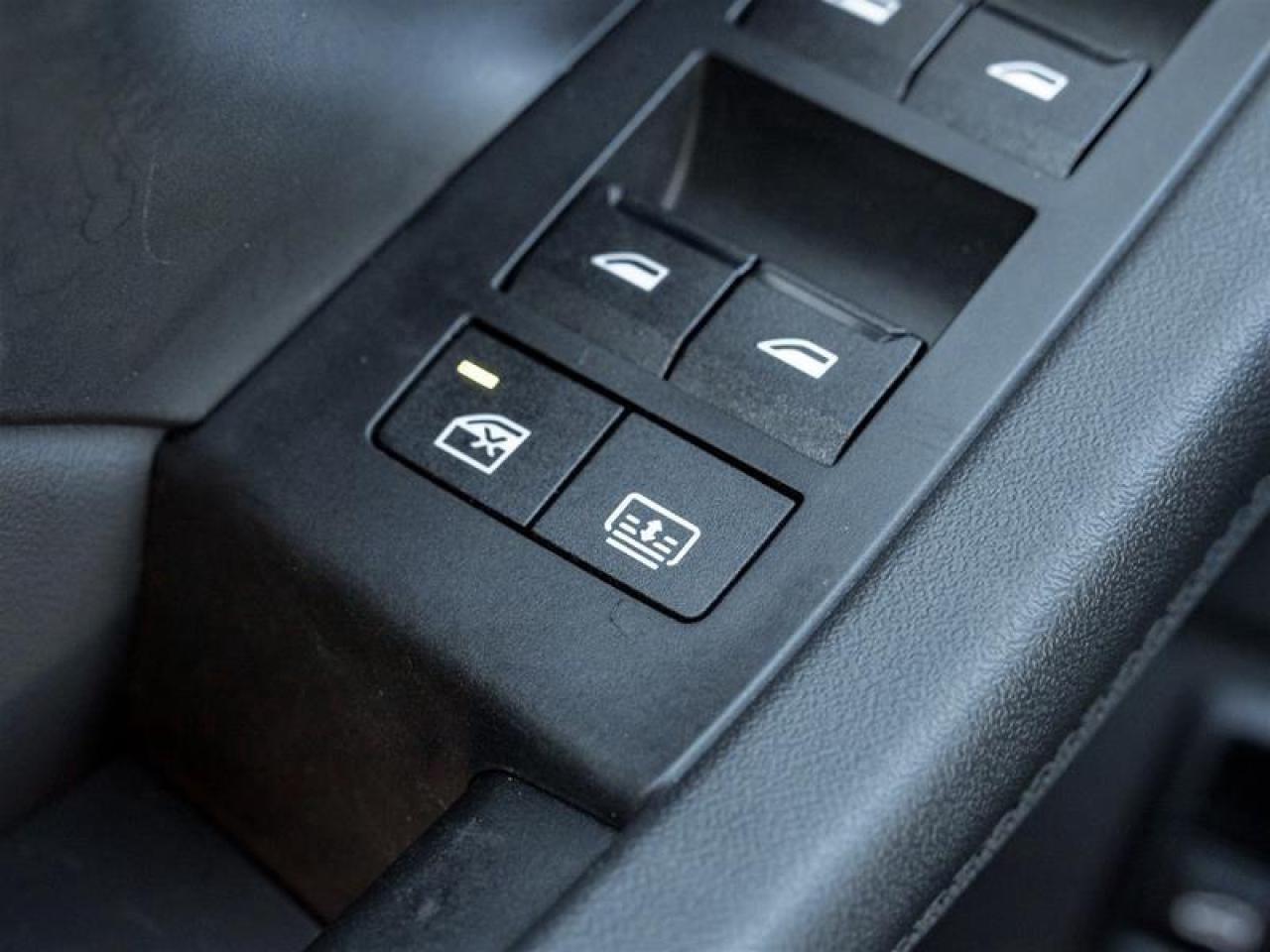 2025 BMW 530 i xDrive 4dr All-Wheel Drive Sedan Photo