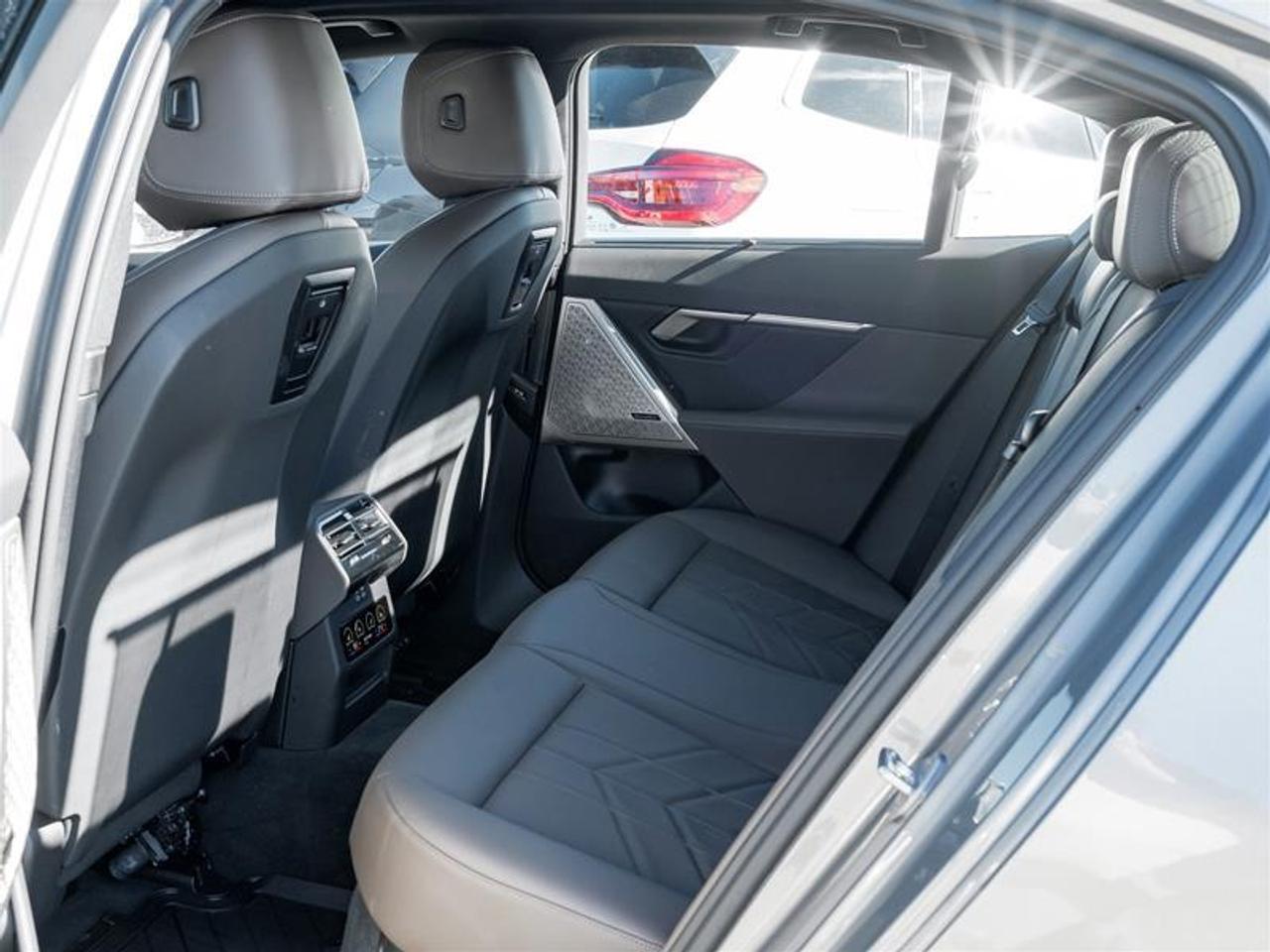 2025 BMW 530 i xDrive 4dr All-Wheel Drive Sedan Photo