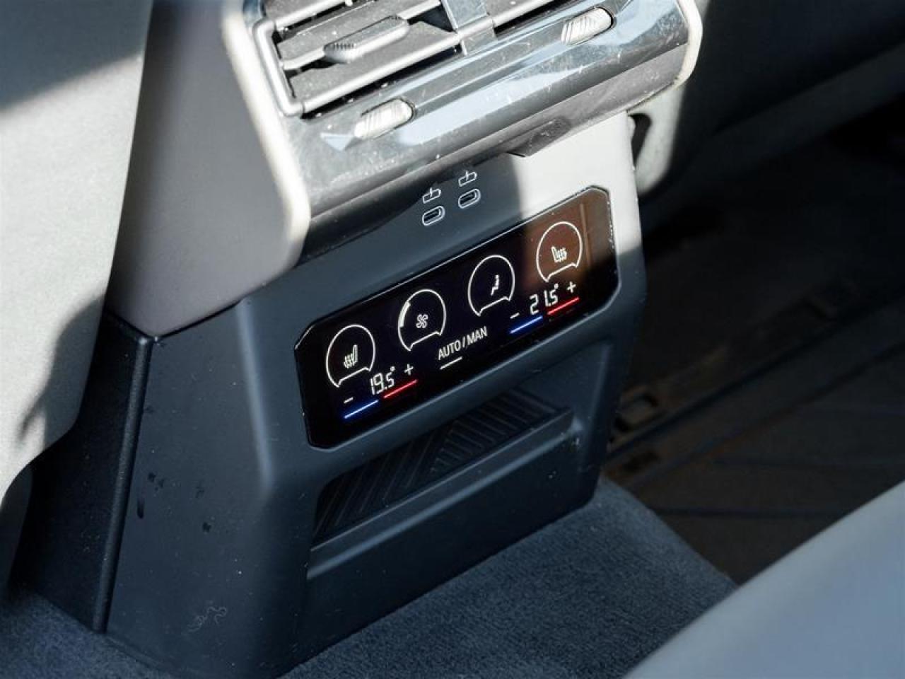 2025 BMW 530 i xDrive 4dr All-Wheel Drive Sedan Photo