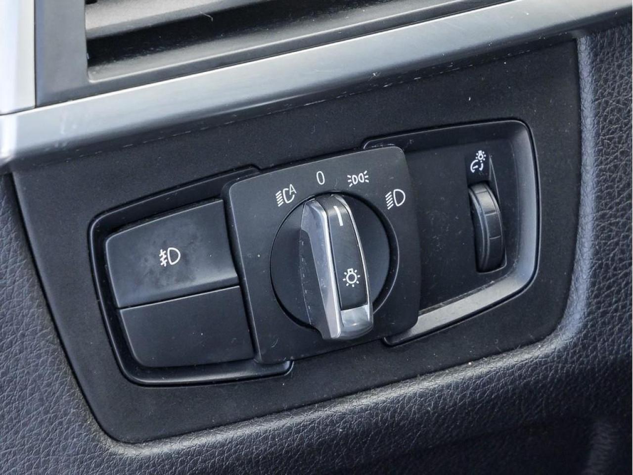 2017 BMW 330 i xDrive 4dr All-Wheel Drive Sedan Photo