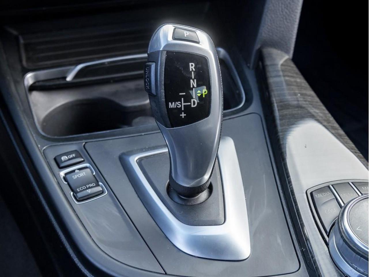 2017 BMW 330 i xDrive 4dr All-Wheel Drive Sedan Photo