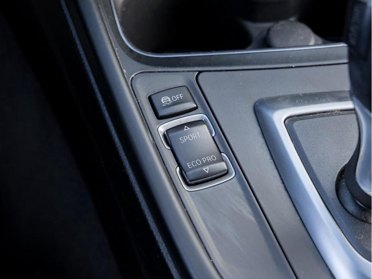 2017 BMW 330 i xDrive 4dr All-Wheel Drive Sedan Photo