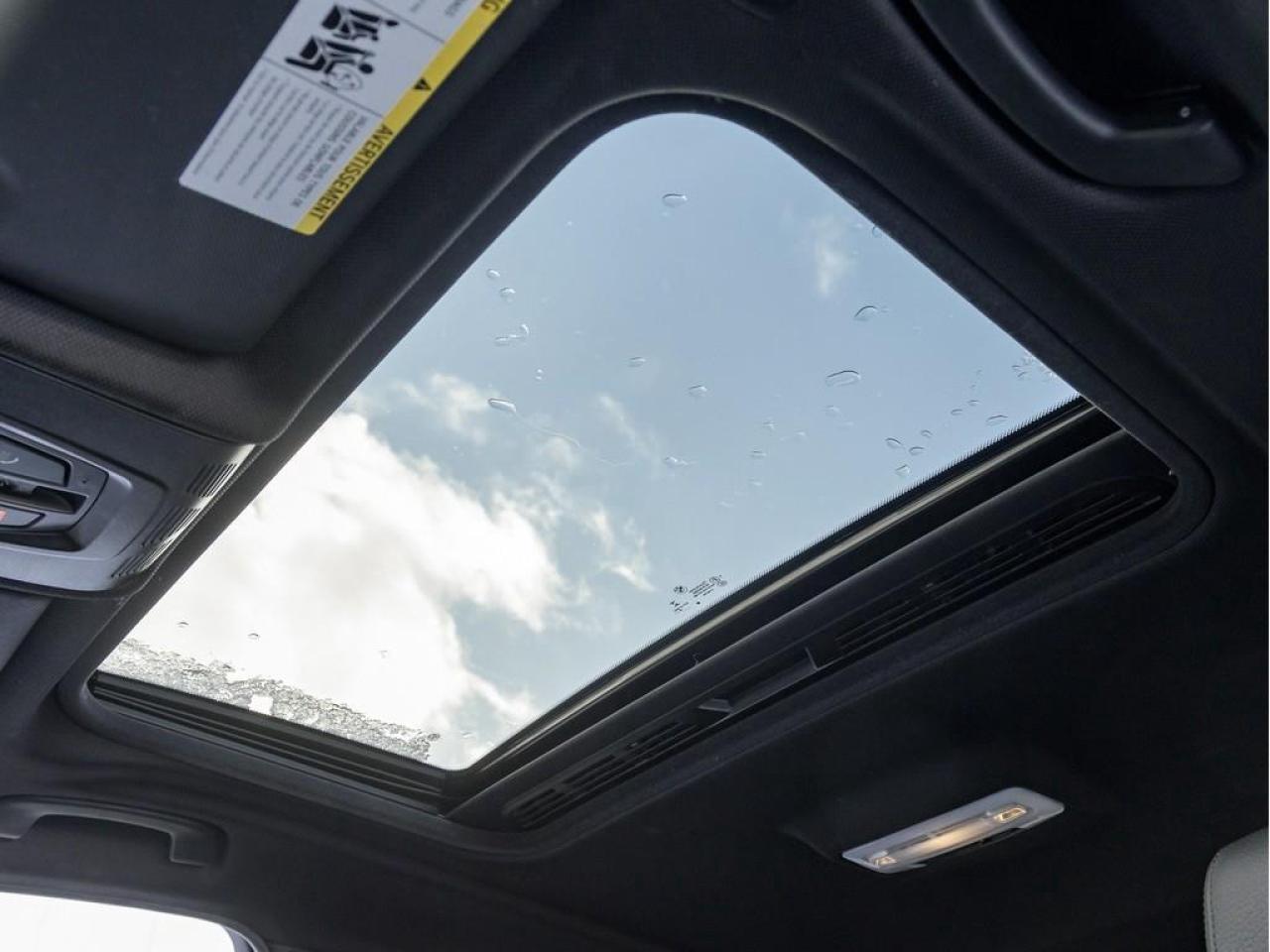 2017 BMW 330 i xDrive 4dr All-Wheel Drive Sedan Photo