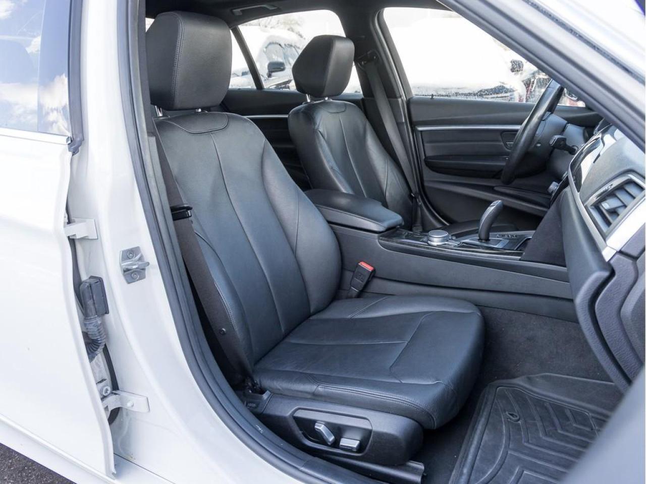 2017 BMW 330 i xDrive 4dr All-Wheel Drive Sedan Photo