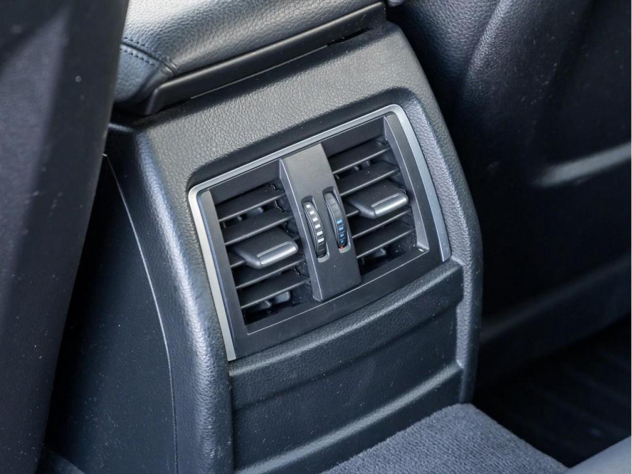 2017 BMW 330 i xDrive 4dr All-Wheel Drive Sedan Photo