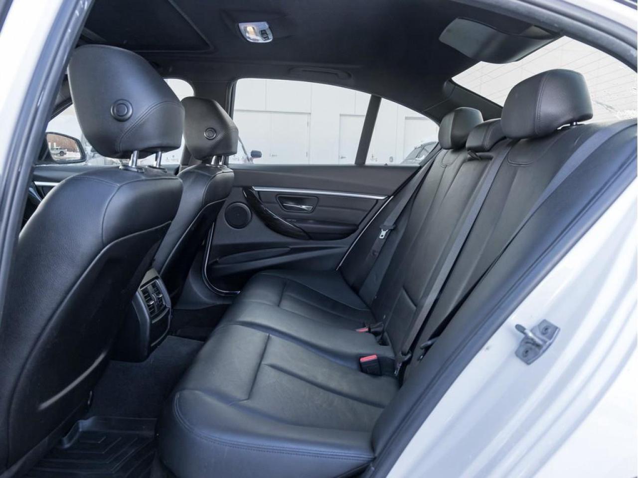 2017 BMW 330 i xDrive 4dr All-Wheel Drive Sedan Photo