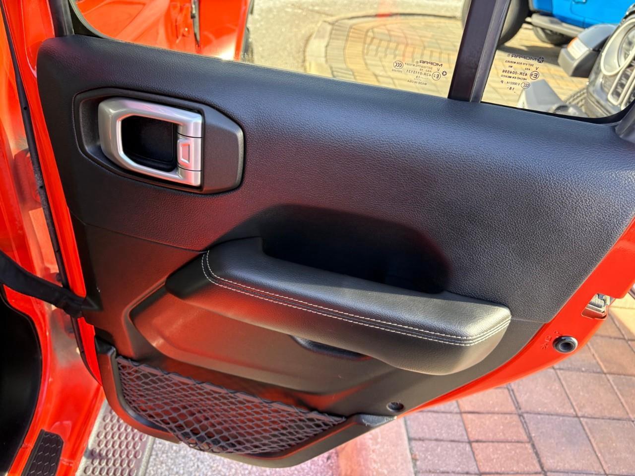 2019 Jeep WRANGLER UNLIMITED Sahara 4dr 4x4 Photo