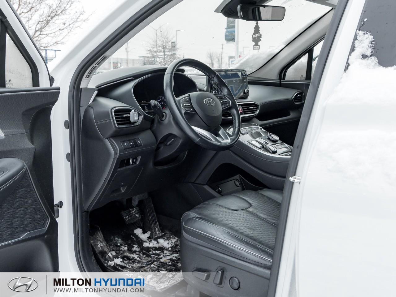 2022 Hyundai Santa Fe Preferred w/Trend Package 4dr All-Wheel Drive Photo