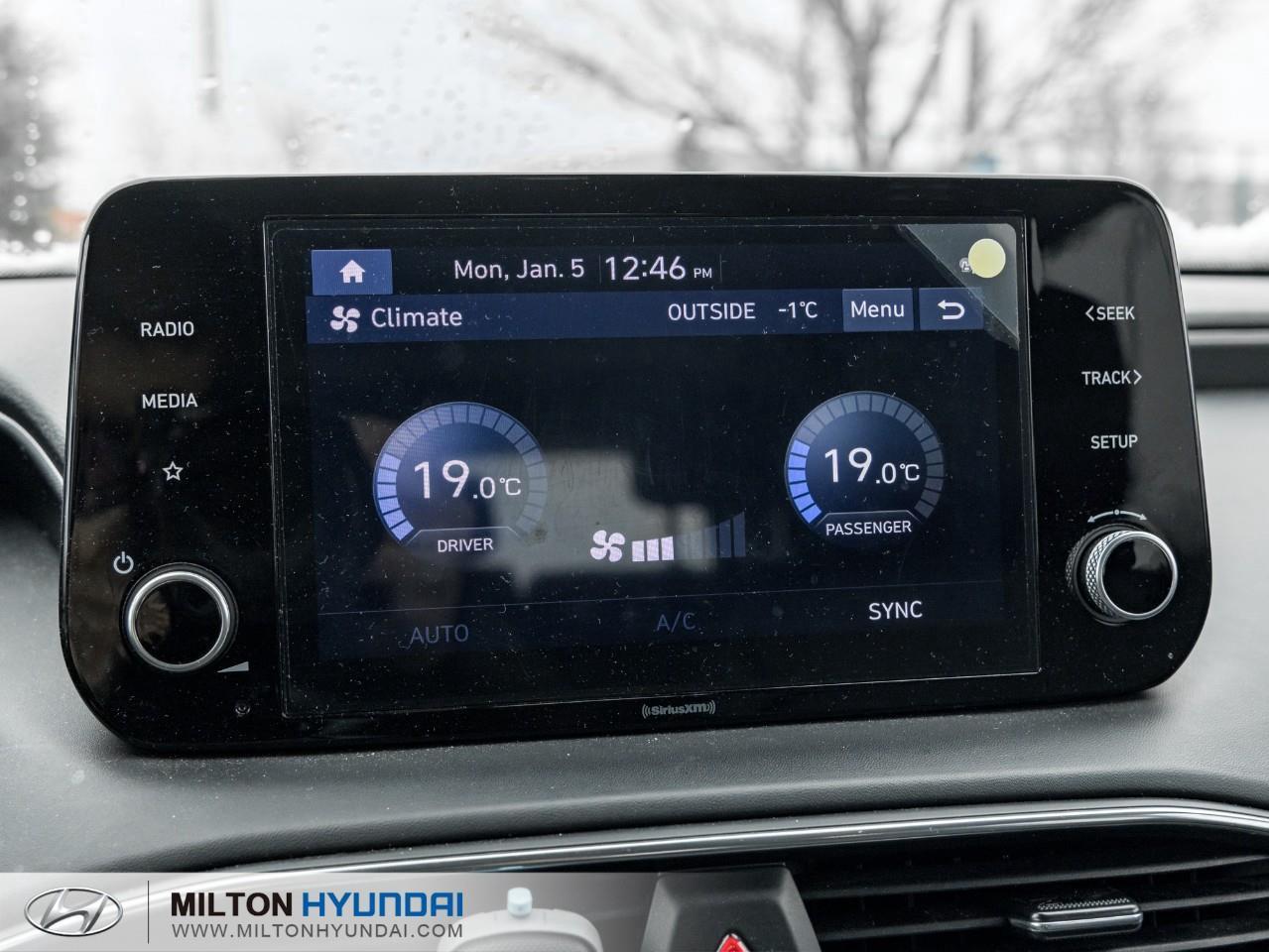 2022 Hyundai Santa Fe Preferred w/Trend Package 4dr All-Wheel Drive Photo