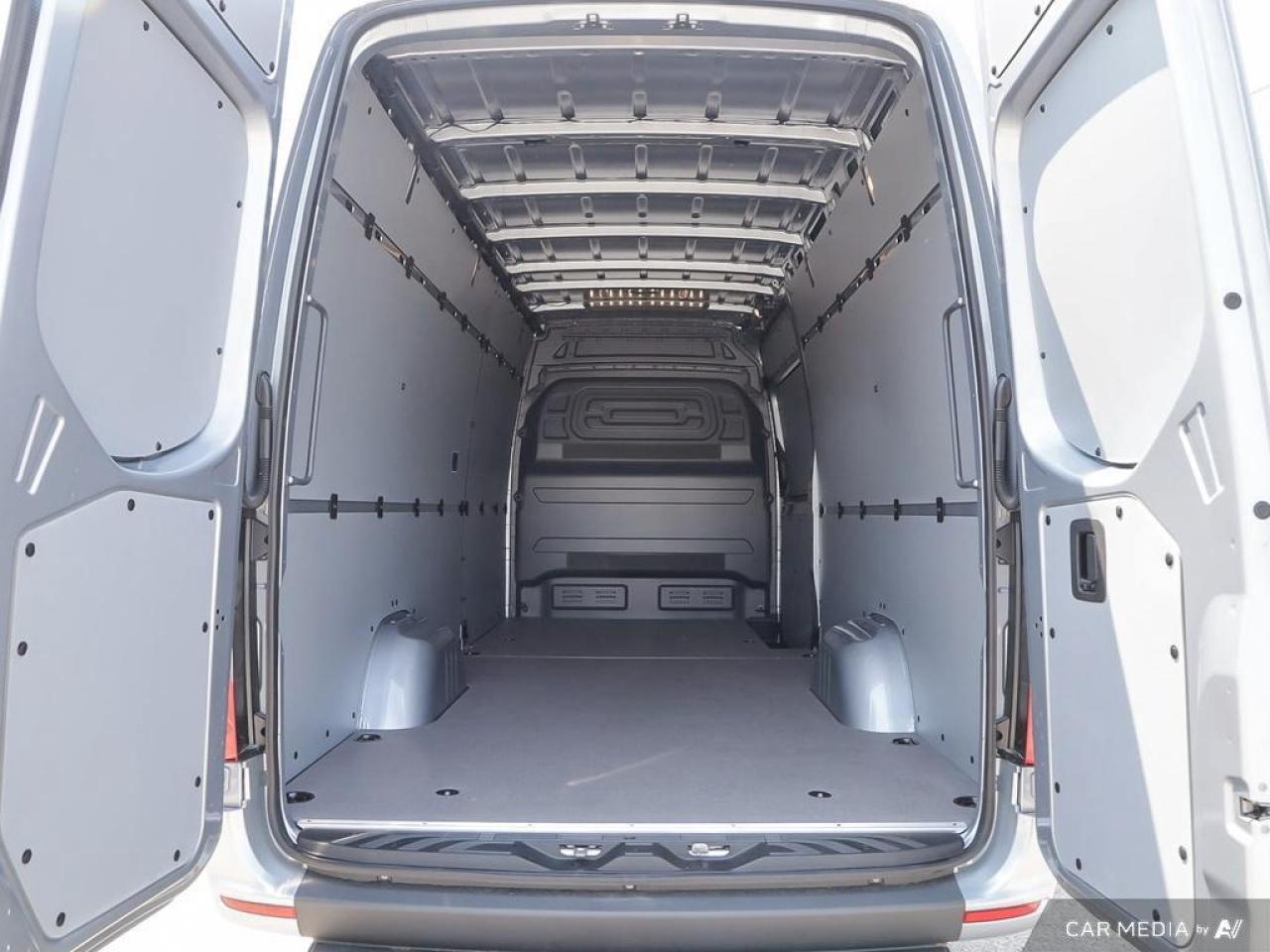 2025 Mercedes-Benz Sprinter 2500  Photo